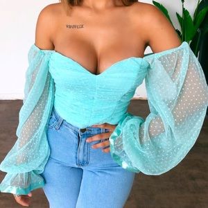 Pretty bodysuit.it is 100% new size S in black